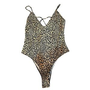 V neck • criss cross back • cheetah print• button body suit